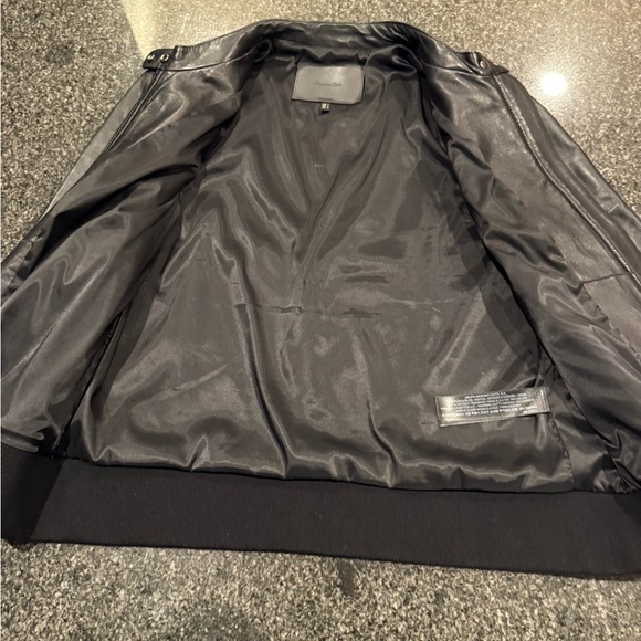 50% off! Massimo Dutti 100% leather bomber jacket - Picture 5 of 6